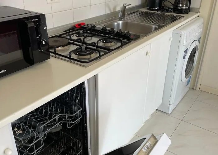 Apartamento 3v Ugo Whit Pool