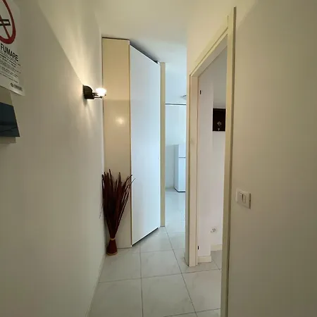 Apartman 3v Ugo Whit Pool