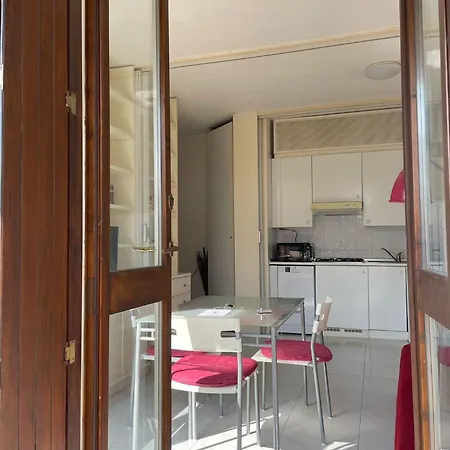 3v Ugo Whit Pool Apartamento Bardolino