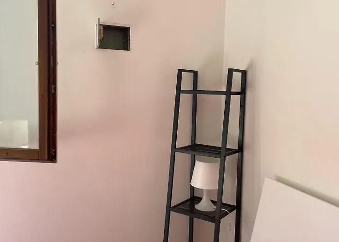 3v Ugo Whit Pool Daire Bardolino